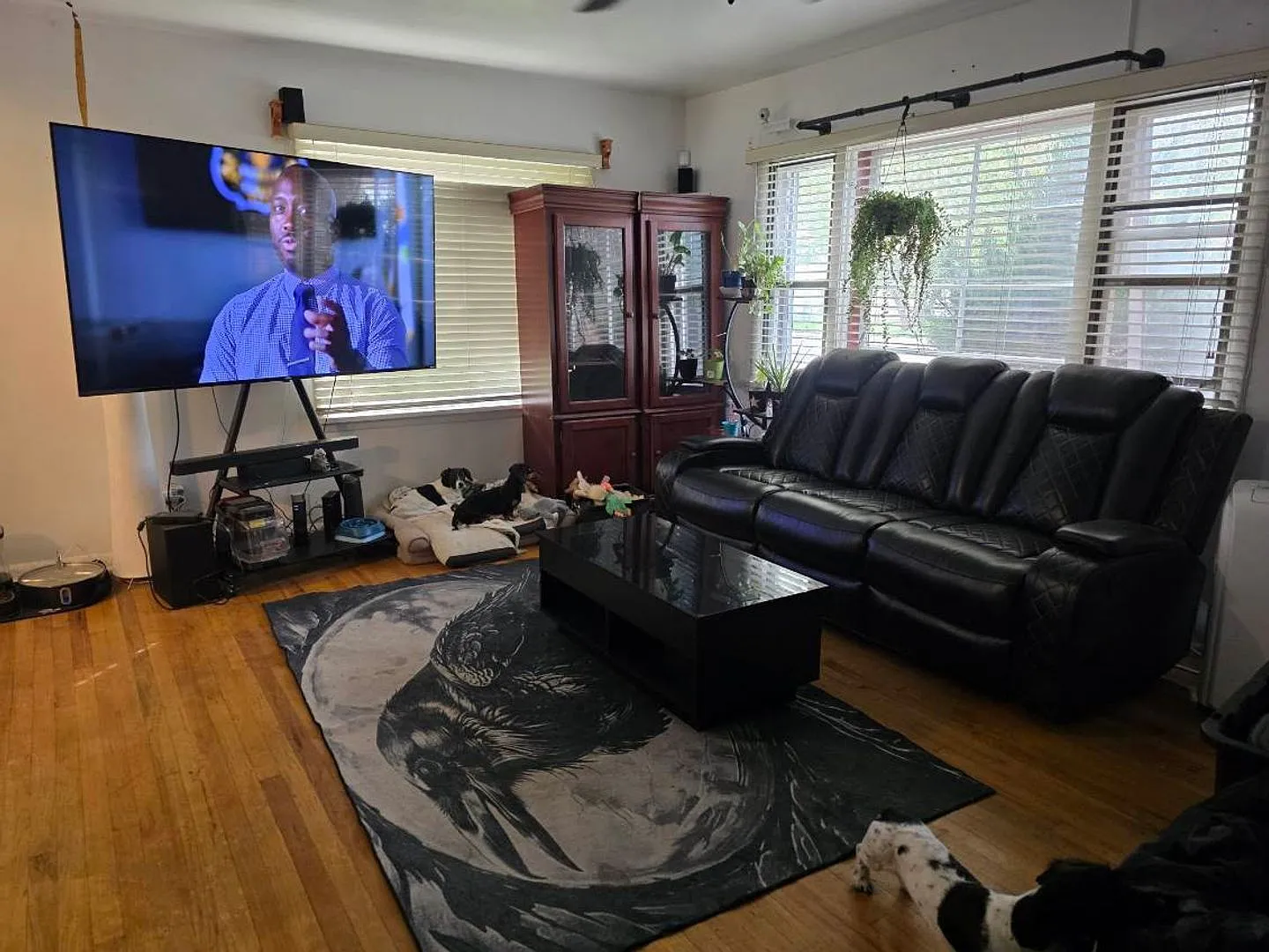 Charming 2 bedroom home — Photo 2