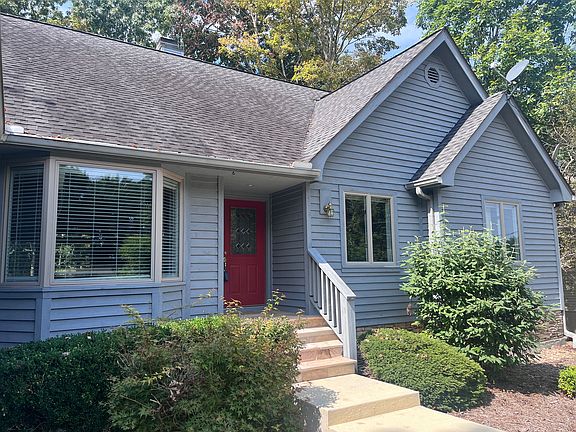 2nd image of 121 Trentwood Dr
