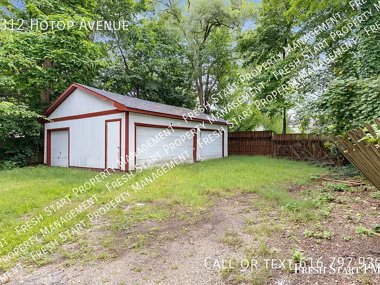 1312 Hotop Ave — Photo 4