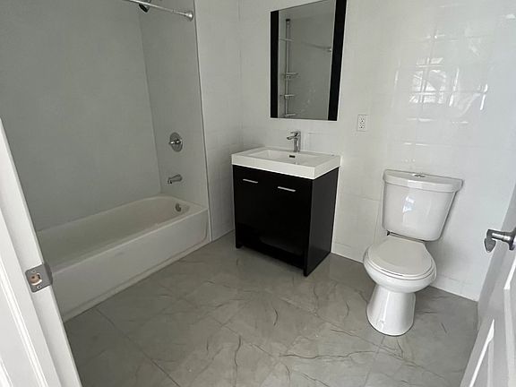 5th image of 70-26 Qns Blvd #3C