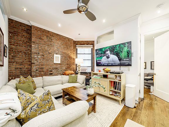 2nd image of 25 Grove St APT 7