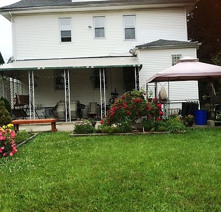 3rd image of 122 S Munn Ave