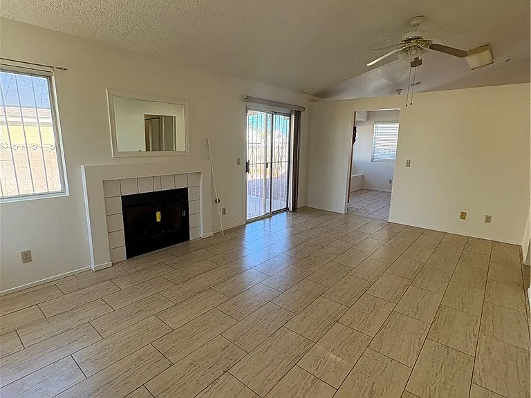 2004 Ullom Dr — Photo 13