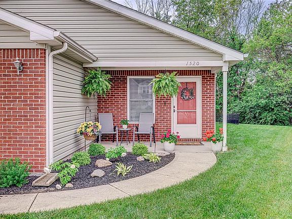 3rd image of 1520 Vista Cove Ct