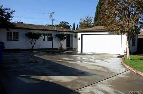 1st image of 4613 Oakdale Dr