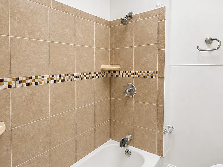 2828 Ellicott Dr — Photo 21