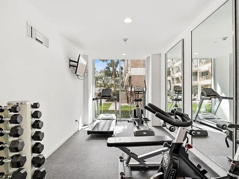 3600 Montrose Blvd #607 — Photo 15