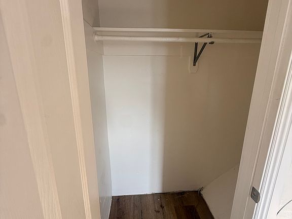 5th image of 3700 Florida Ave