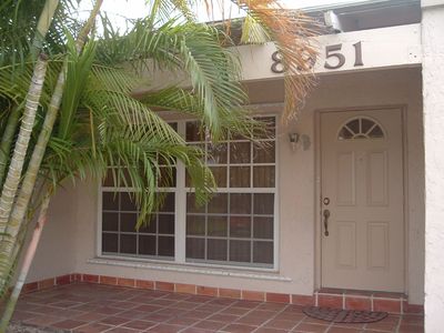8951 Johnson St, Pembroke Pines, FL, 33024
