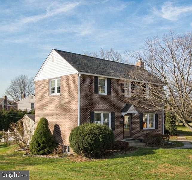 1st image of 616 Wayne Ave