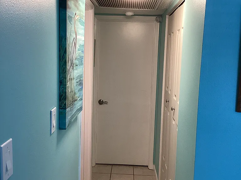 7701 Starkey Rd #110 — Photo 14