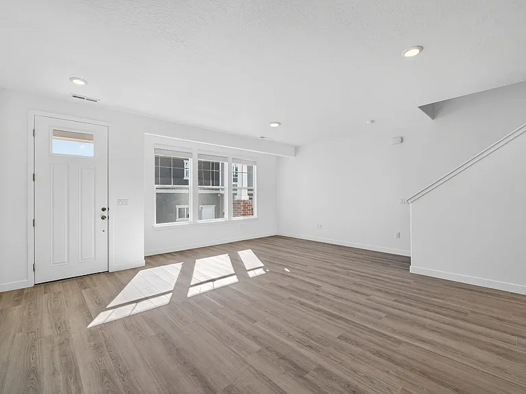 12669 S Mine Loop Ln — Photo 3