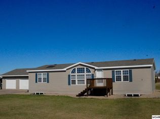 1120 Grove Ave, Bird Island, MN 55310