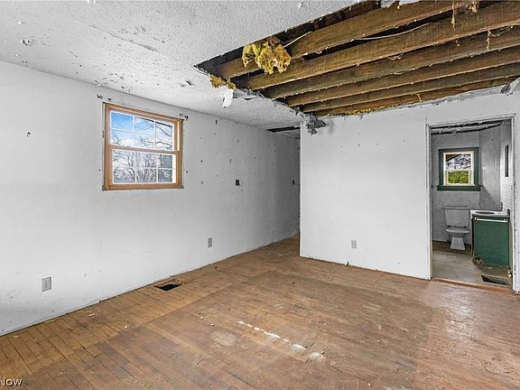 4th image of 7766 Stewart Rd