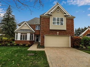 144 Thamesford Ct, Williamsville, NY 14221