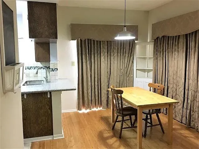 2 bed, 1.5 bath, 1104 sqft, $1,450 — Photo 3