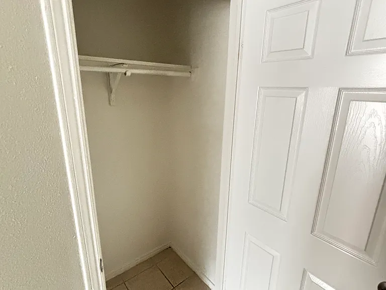 7575 Windsor Oaks #7575 — Photo 19