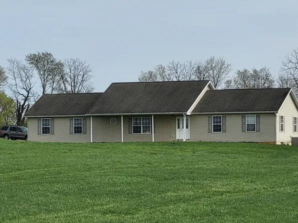 706 Adams Rd, Carlisle, PA 17015