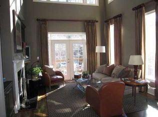 1199 Glenridge Pl, Sandy Springs, GA 30342