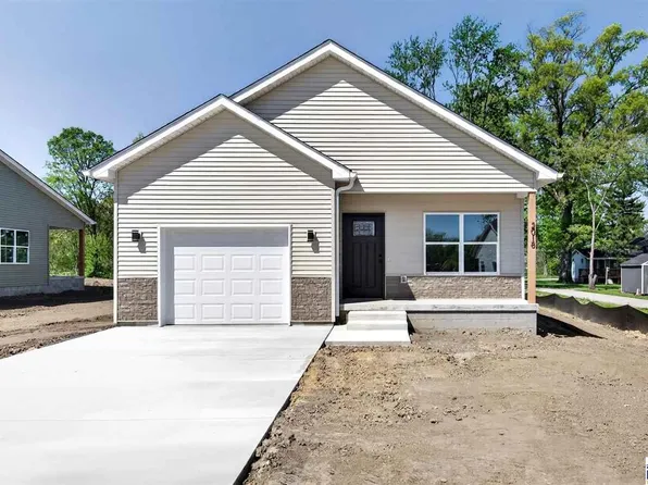 2018 N 1st St, Terre Haute, IN 47803