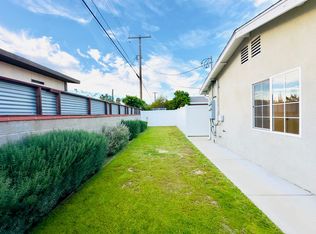 8655 Ranchito Ave, Panorama City, CA 91402