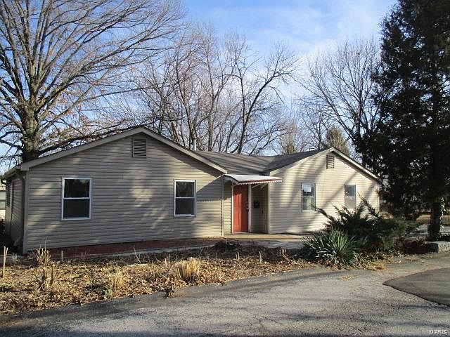 1st image of 9238 Ummelmann Ln
