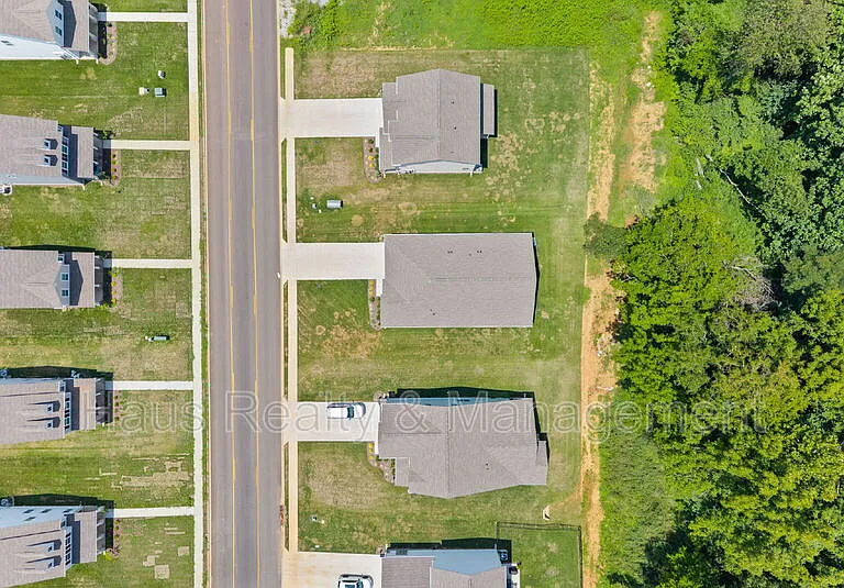 1145 Ross Farms Blvd — Photo 34