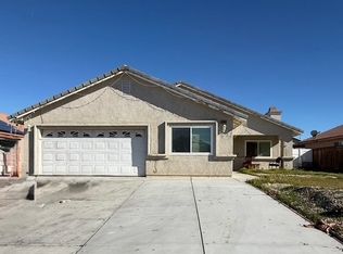 14393 Savanna St, Adelanto, CA 92301