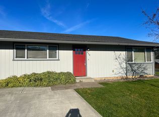 908 W D Ave, La Center, WA 98629