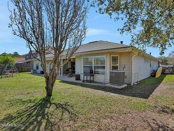 3rd image of 6529 HANNAH STABLES Drive