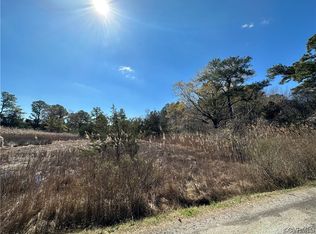 15 Oyster Shell Ln, Hampton, VA 23664