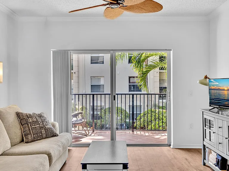 4216 Tuscany Way #4 — Photo 8