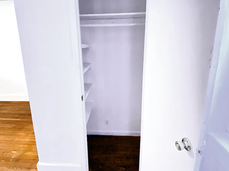 807 Willoughby Ave #1 — Photo 9