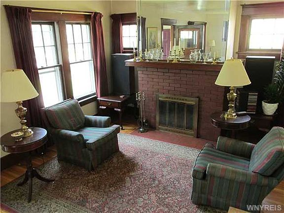 5th image of 471 Voorhees Ave