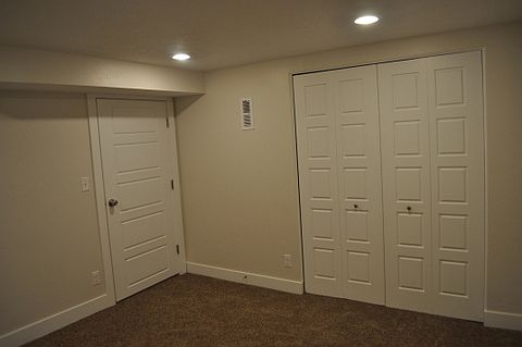 5th image of 1071 W 10550 S