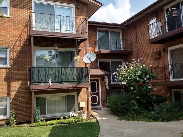 10755 S Harlem Ave APT 2C