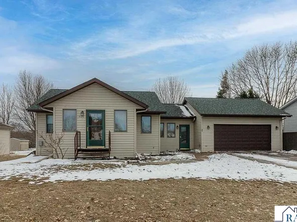 408 W Bert St, Lake Crystal, MN 56055