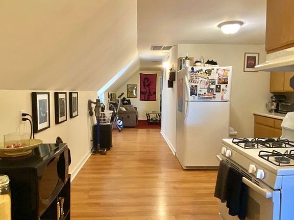 3rd image of 3355 N Troy St Floor 3