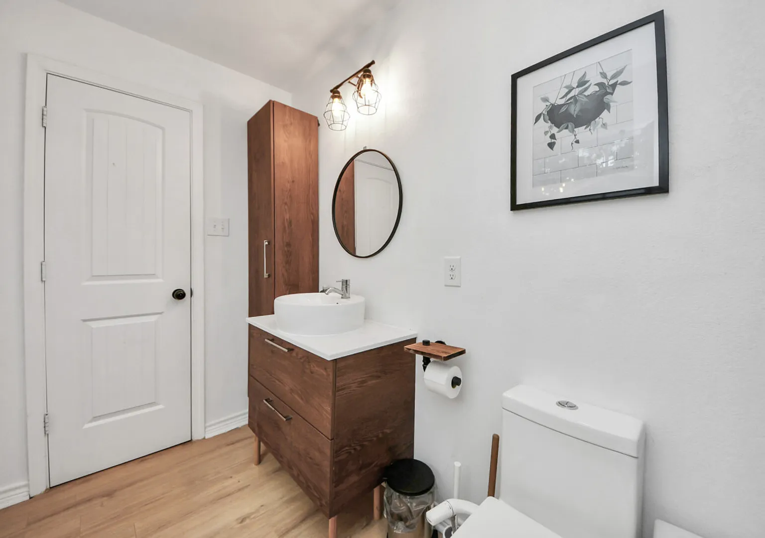 Fresno 1 Cosytastic 3 Bedroom Vibe Den — Photo 3