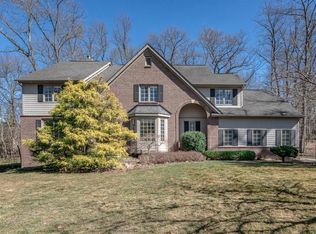 941 Aberdeen Dr, Ann Arbor, MI 48104