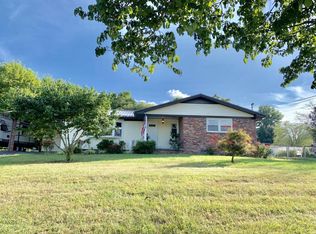 287 Cedar Point Rd, Johnson City, TN 37615