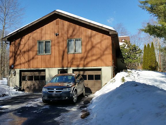 2 car garage, fresh paint