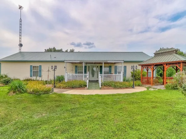 6499 S State Road 162, Huntingburg, IN 47542