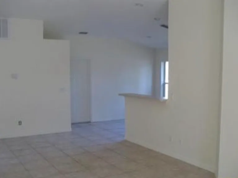 8905 Marina Ave — Photo 4