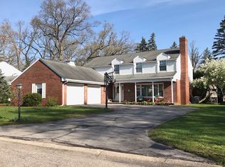 1616 Greenbrier Dr, Elkhart, IN 46514