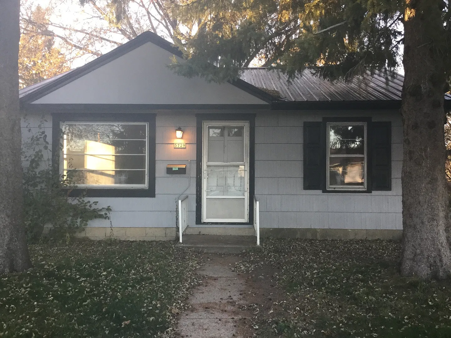 2 Bedroom Single Family Home in Havenwoods area — Photo 2