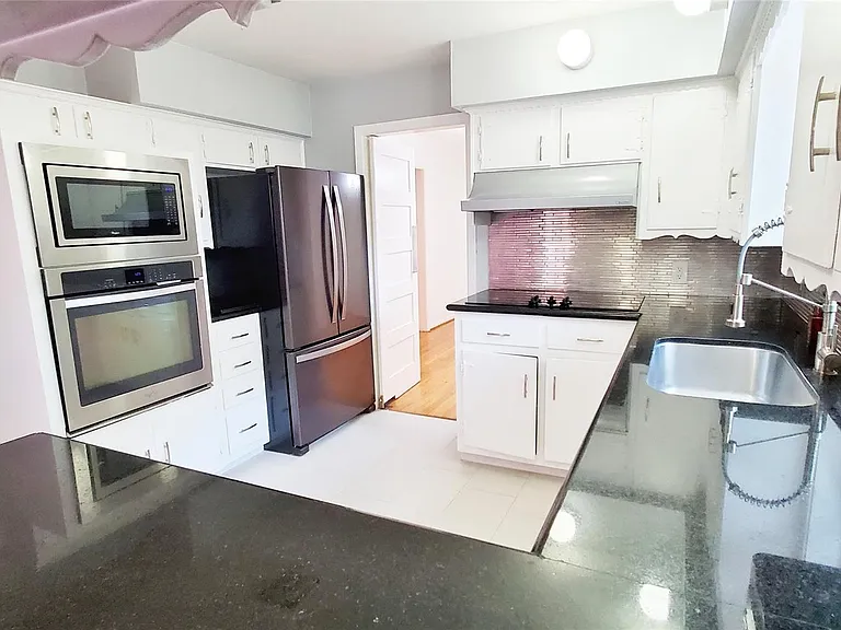 5630 Edith St — Photo 7