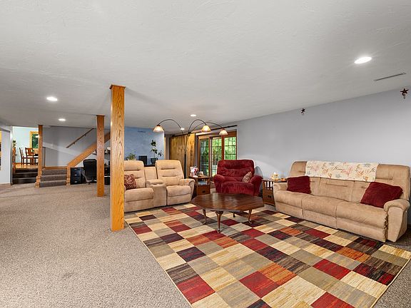 4th image of 650 Township Road 462