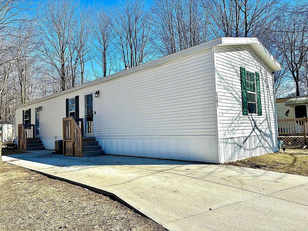 2393 Pajot Rd photo 1