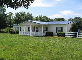 1106 Abiff Rd, Bon Aqua, TN 37025